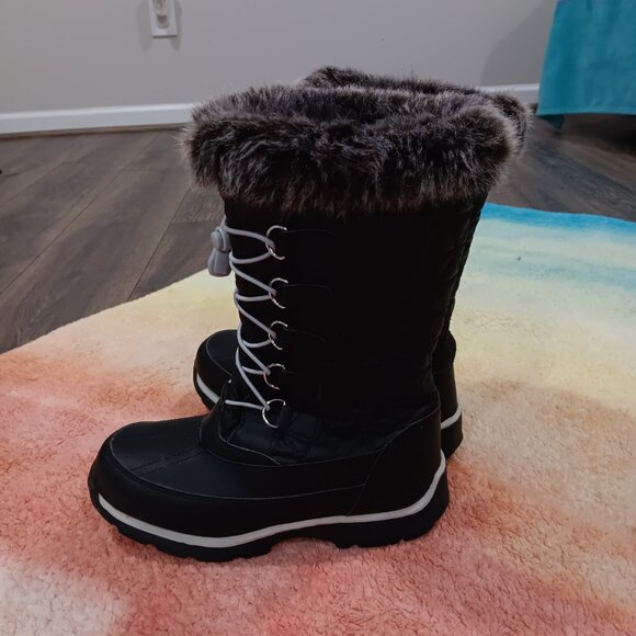 Kids Lands' End Winter Boots / Black / Size 4 / Excellent condition! - Picture 3 of 5